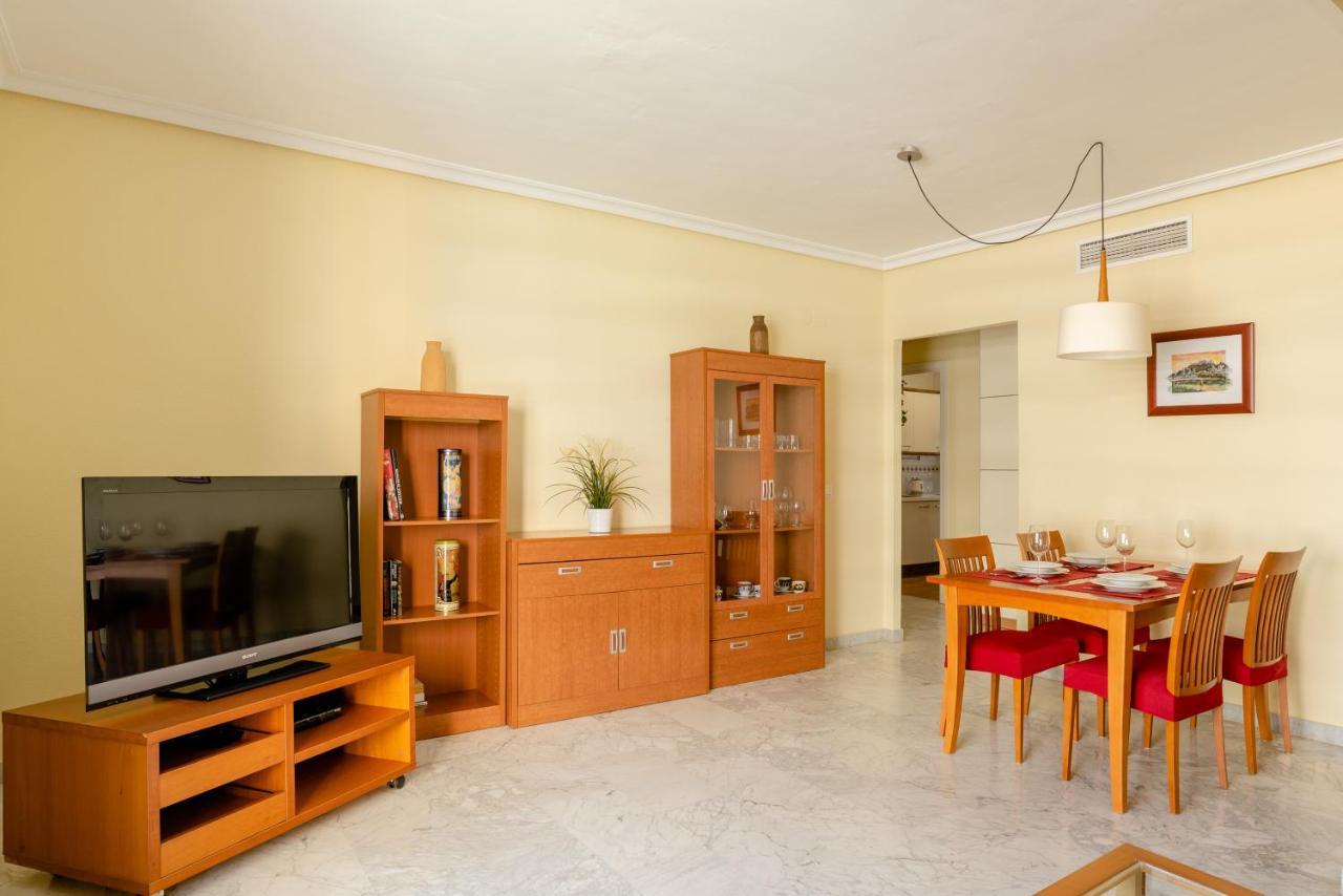 Apartamento Residencial Bajondillo 토레몰리노스 외부 사진