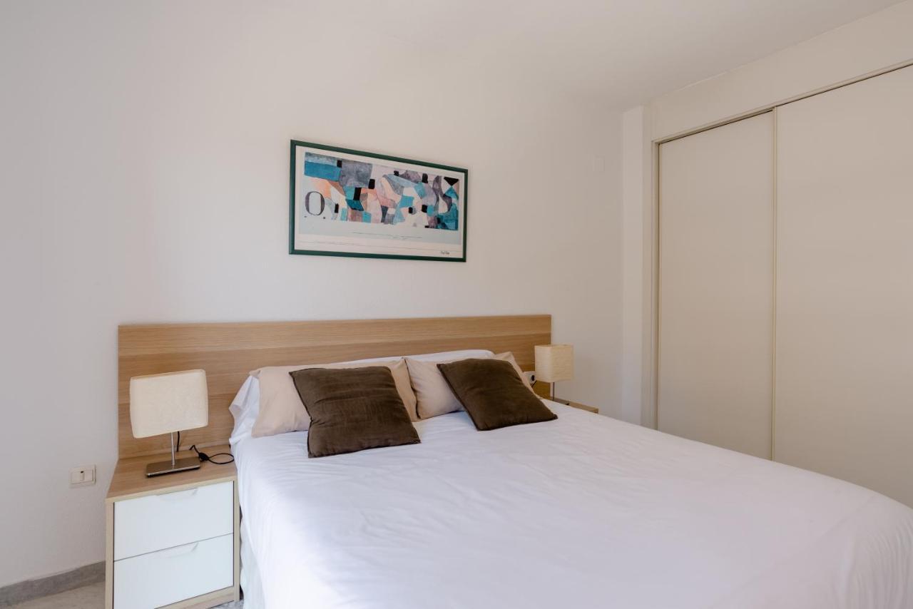 Apartamento Residencial Bajondillo 토레몰리노스 외부 사진