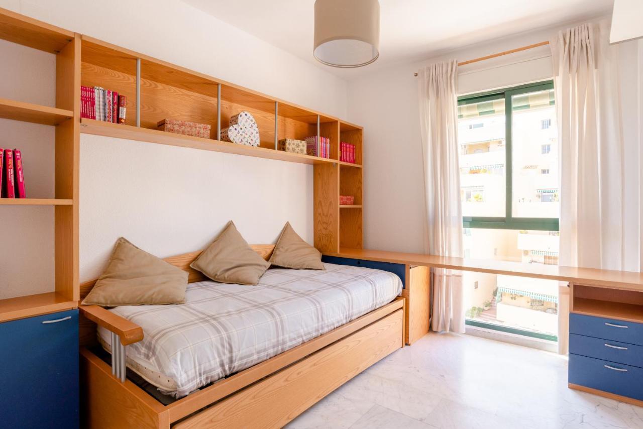 Apartamento Residencial Bajondillo 토레몰리노스 외부 사진