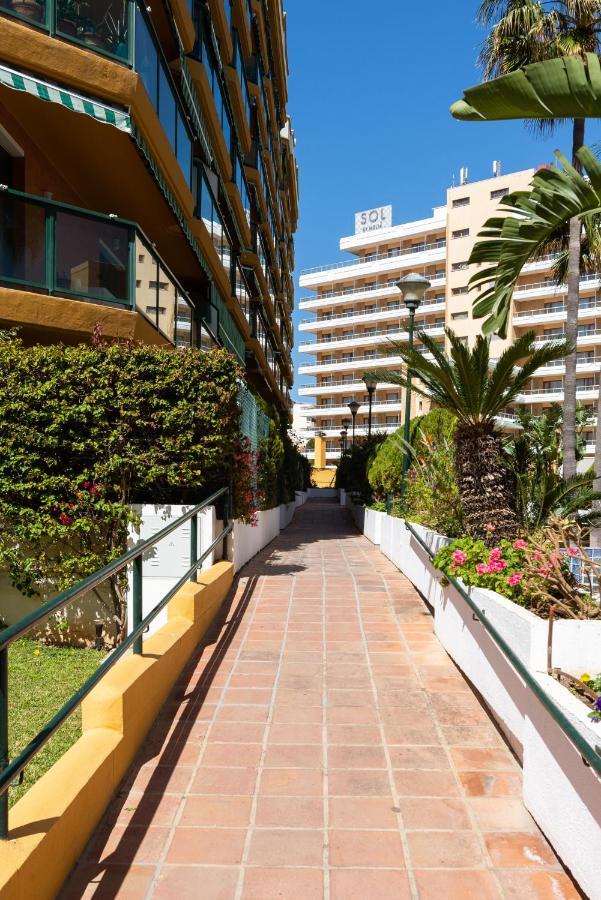 Apartamento Residencial Bajondillo 토레몰리노스 외부 사진