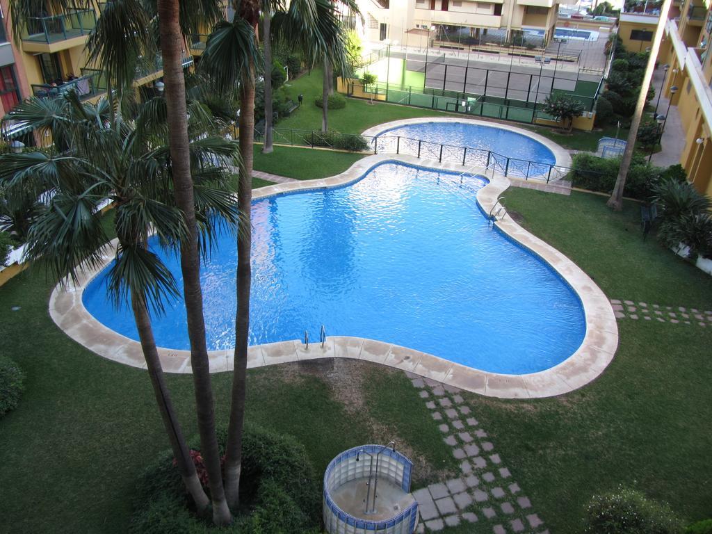 Apartamento Residencial Bajondillo 토레몰리노스 객실 사진